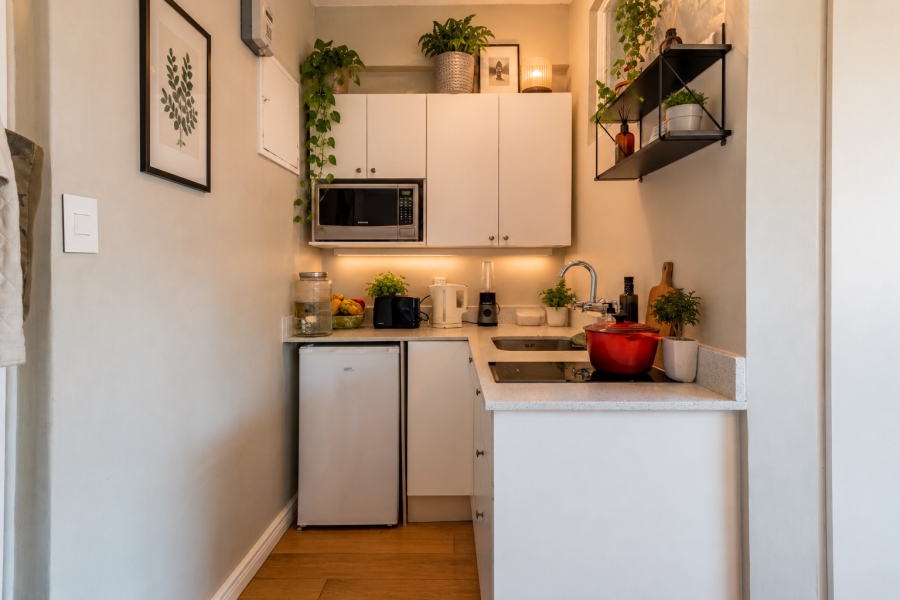 0 Bedroom Property for Sale in Sea Point Western Cape